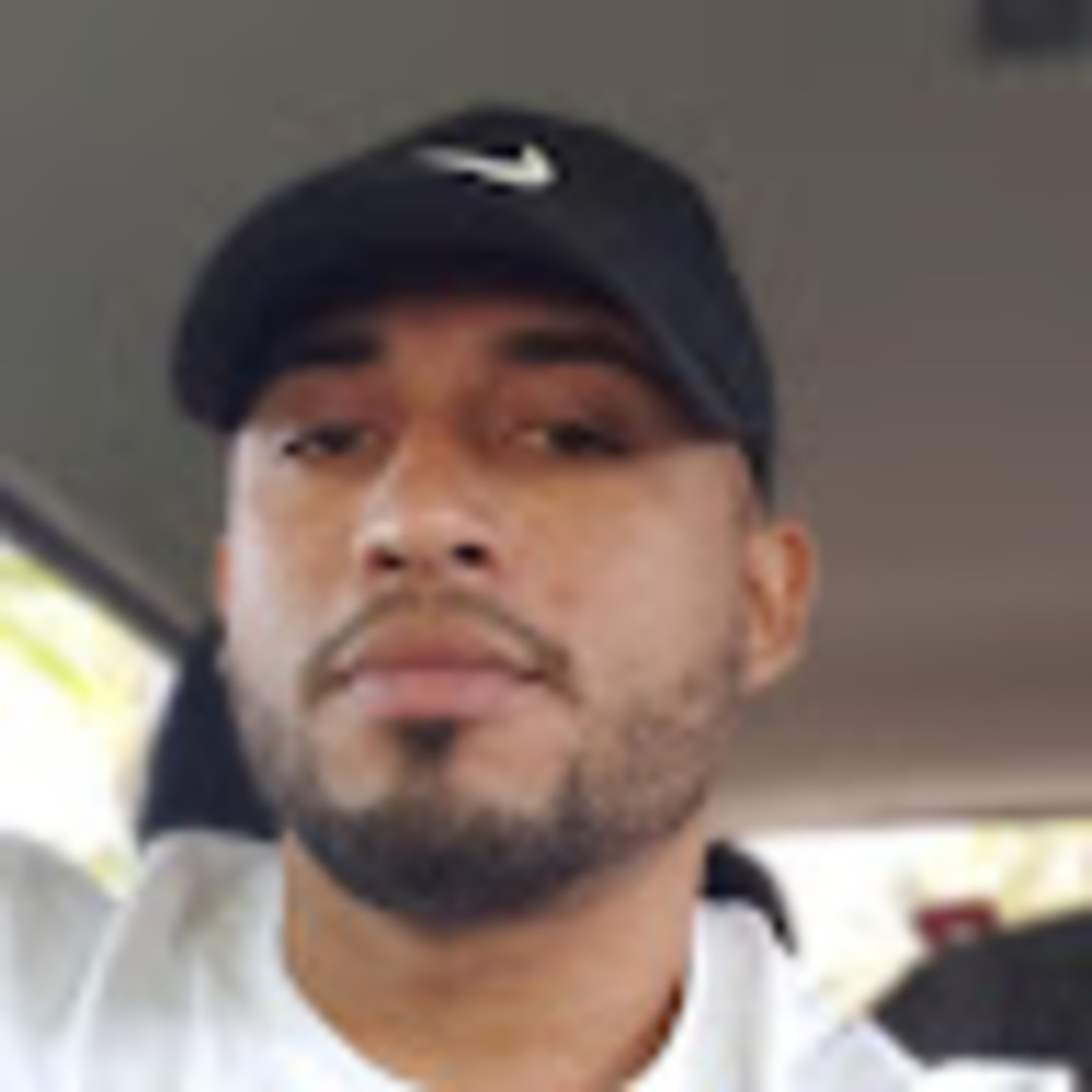 Meet your Posher, Jonathan luis